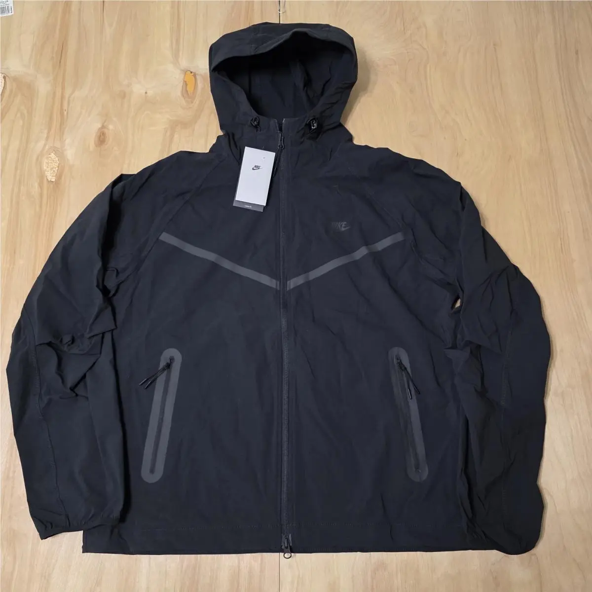 Nike Tech Woven Full Zip Windrunner Jacket Men`s Sz M Black HM7151-010