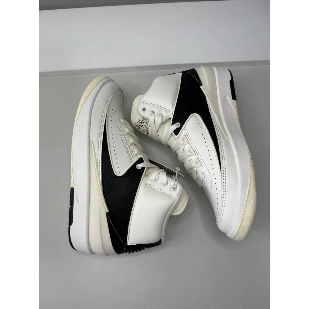 Nike shoes - Air Jordan 2 Retro - Air Retro - White 1