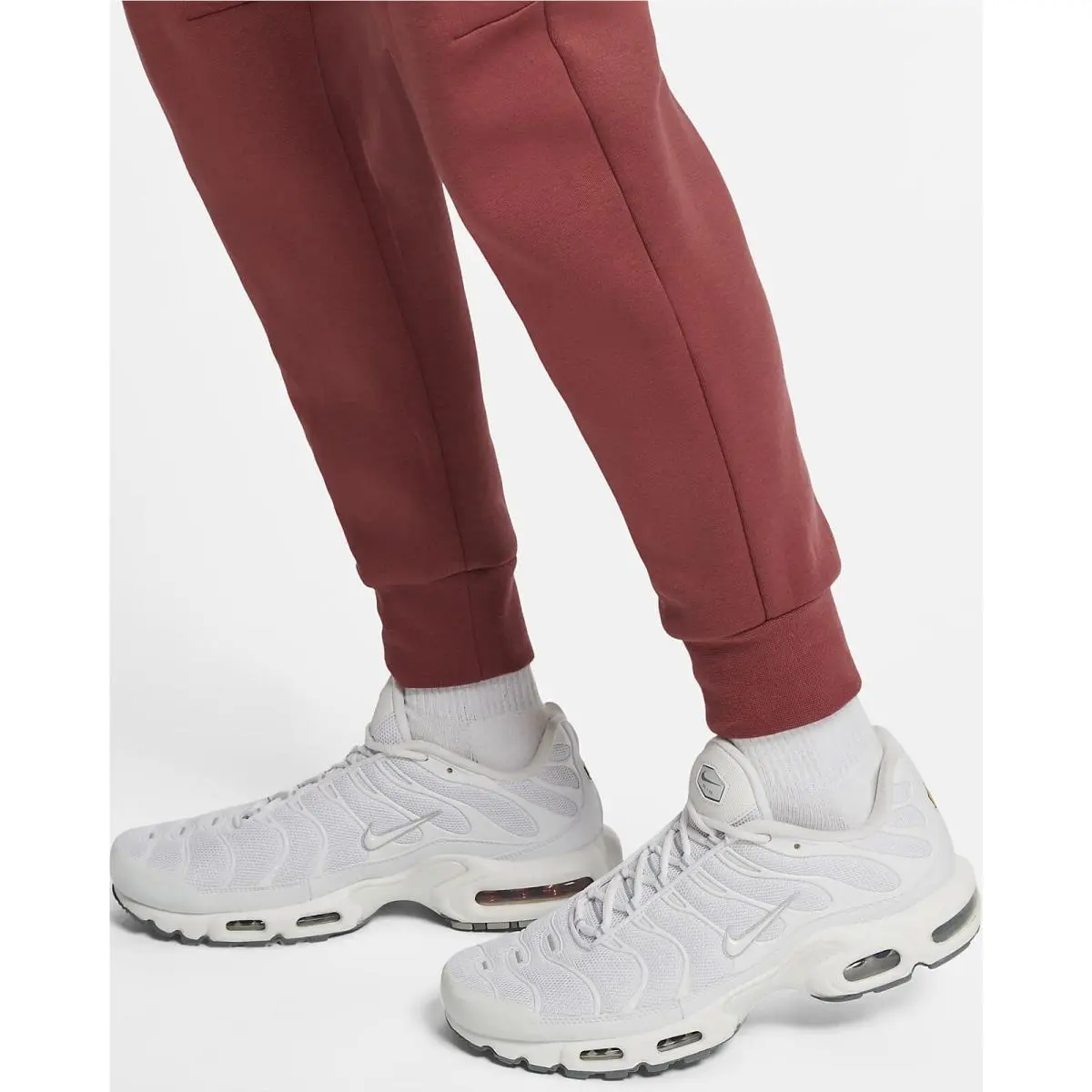 Nike clothing - Sportswear Tech - Sportswear Tech - Red (UPC: 195242881002) 4