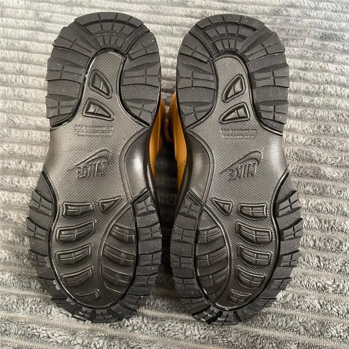 Nike shoes - Brown 2