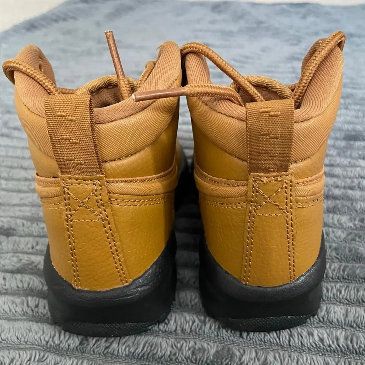 Nike shoes - Brown 6