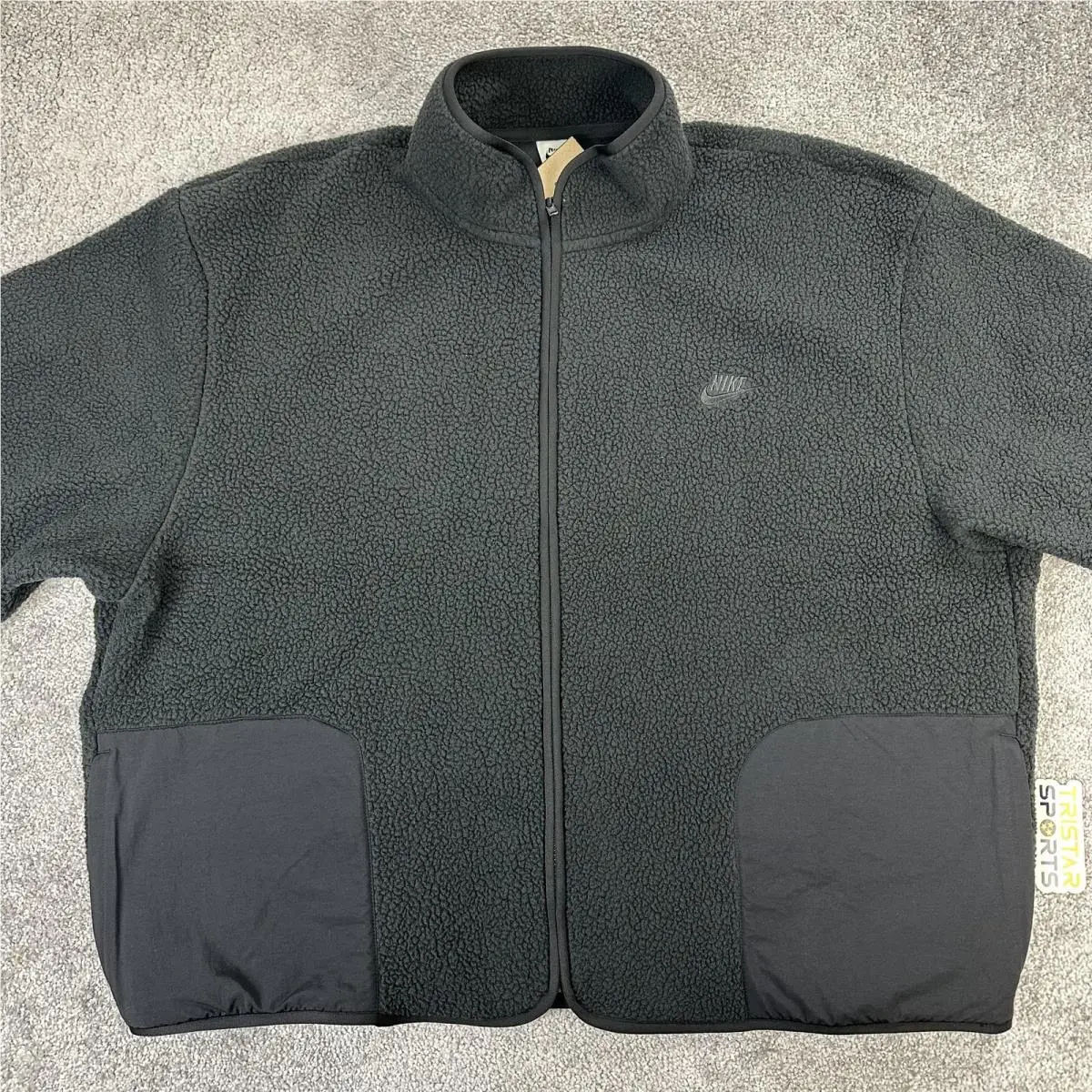 Nike clothing - NA - Black (UPC: 196968270231) 0