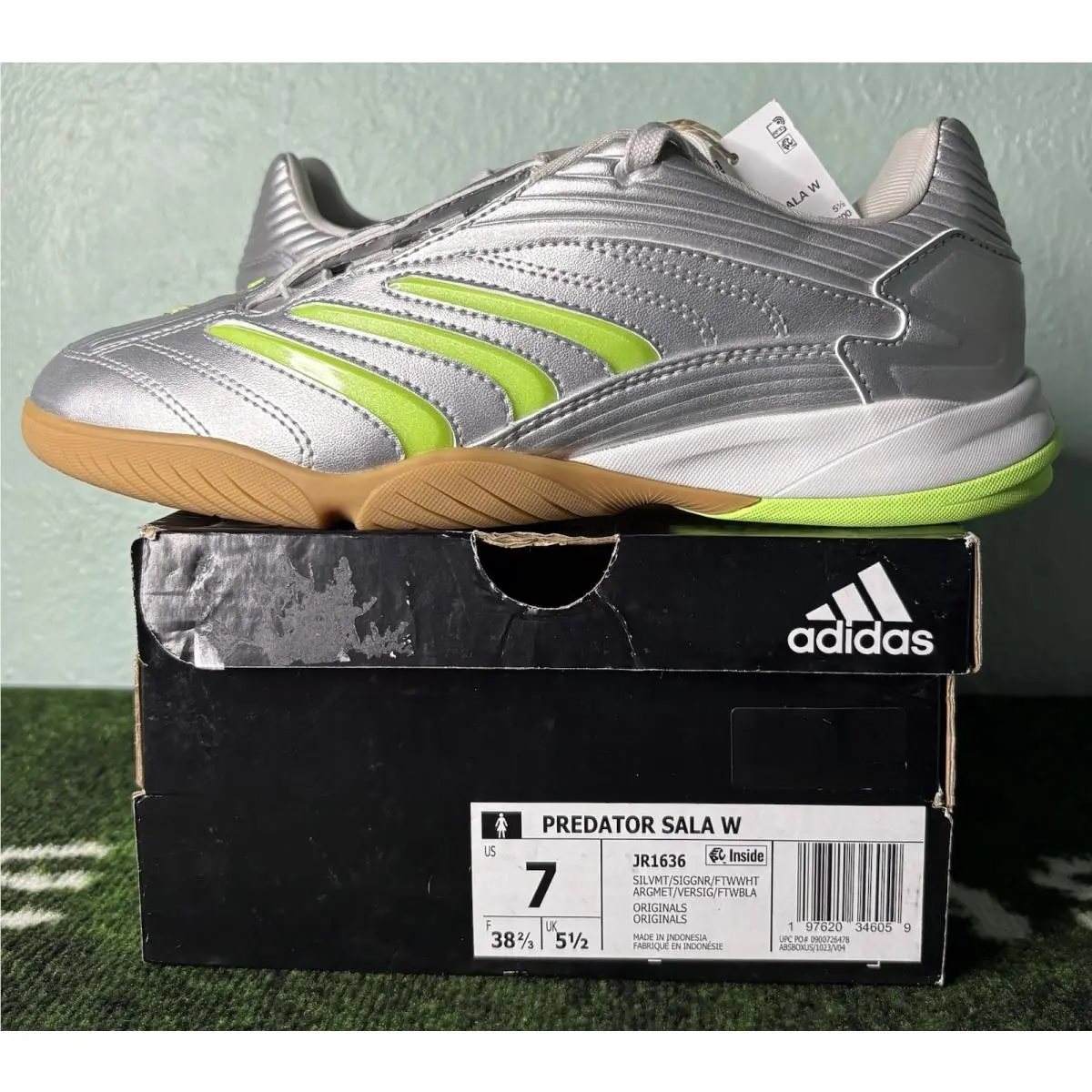 US Women`s 7/Men 6 - Adidas Predator Sala Silver Metallic Signal Green JR1636