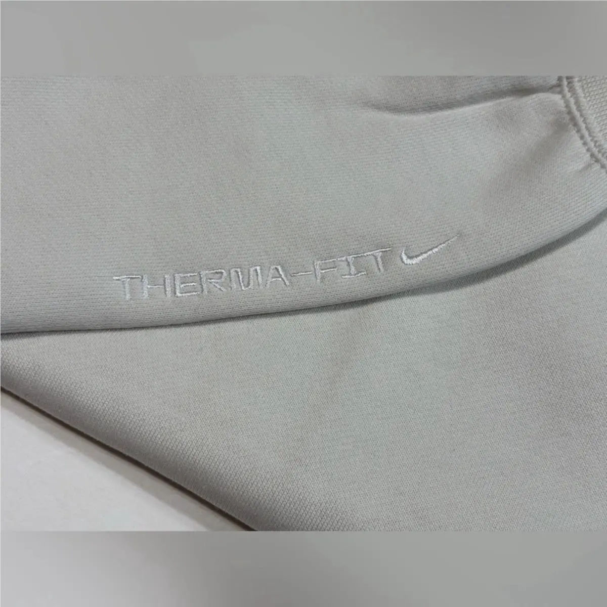 Nike clothing - Cream/White 4