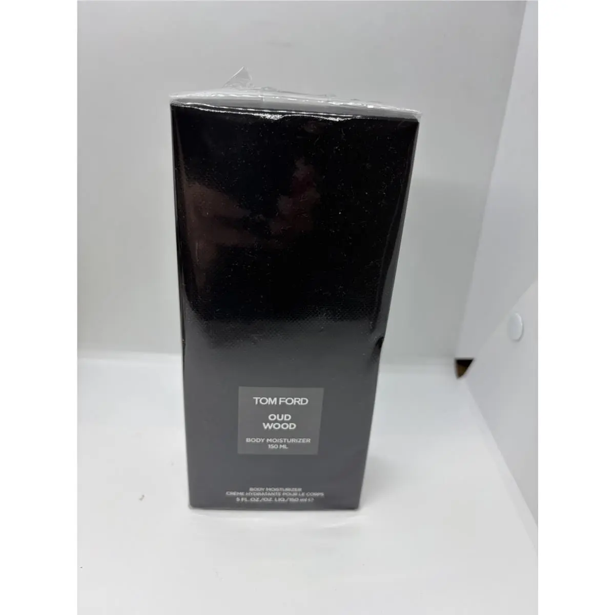 Tom Ford Oud Wood Body Moisturizer Lotion 5 oz 150 ml Box