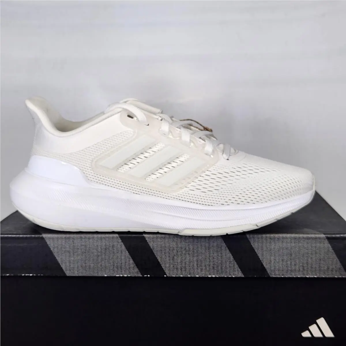 Size 6.5 - Adidas Ultrabounce - Triple White - Womens - HP5788