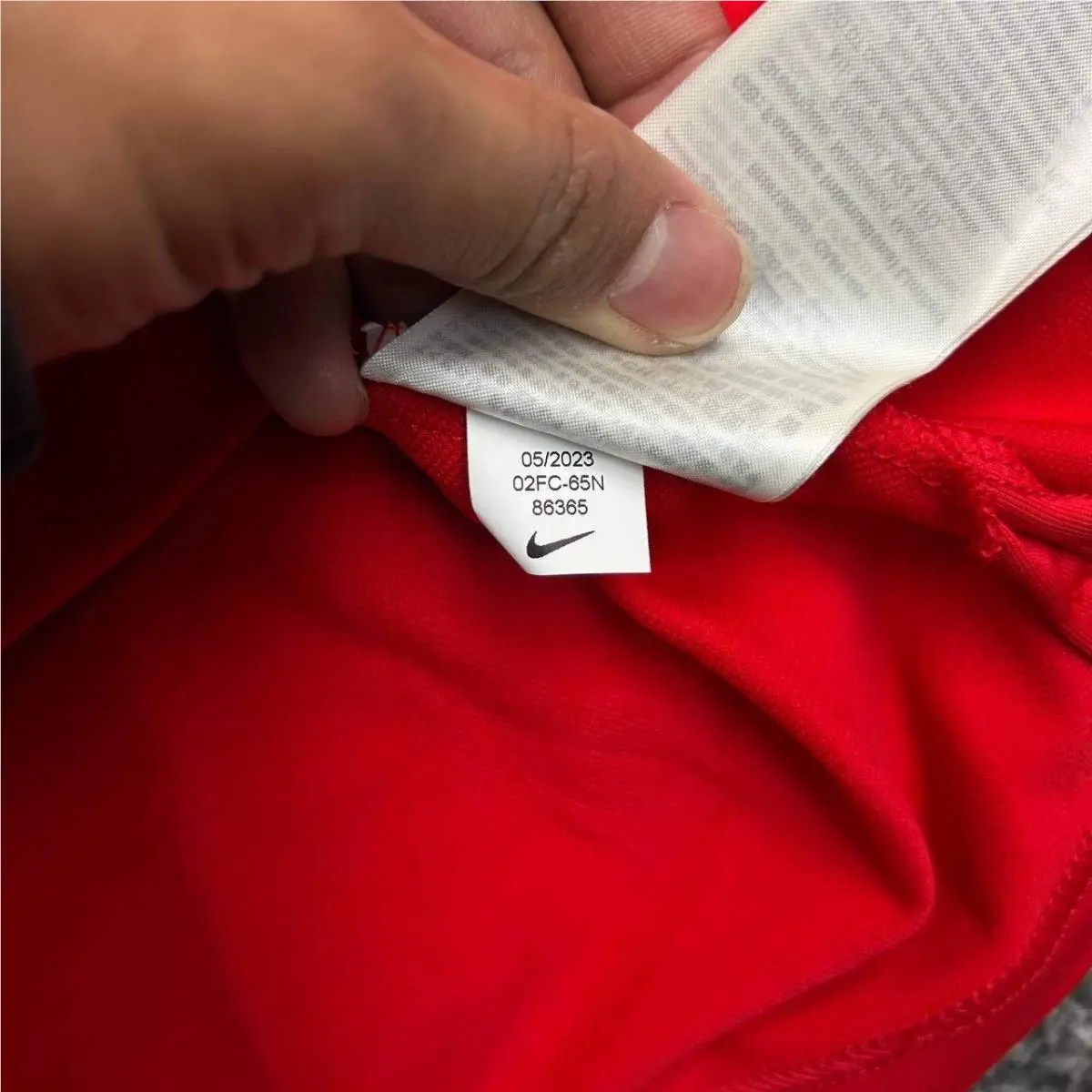 Nike clothing - Red 5