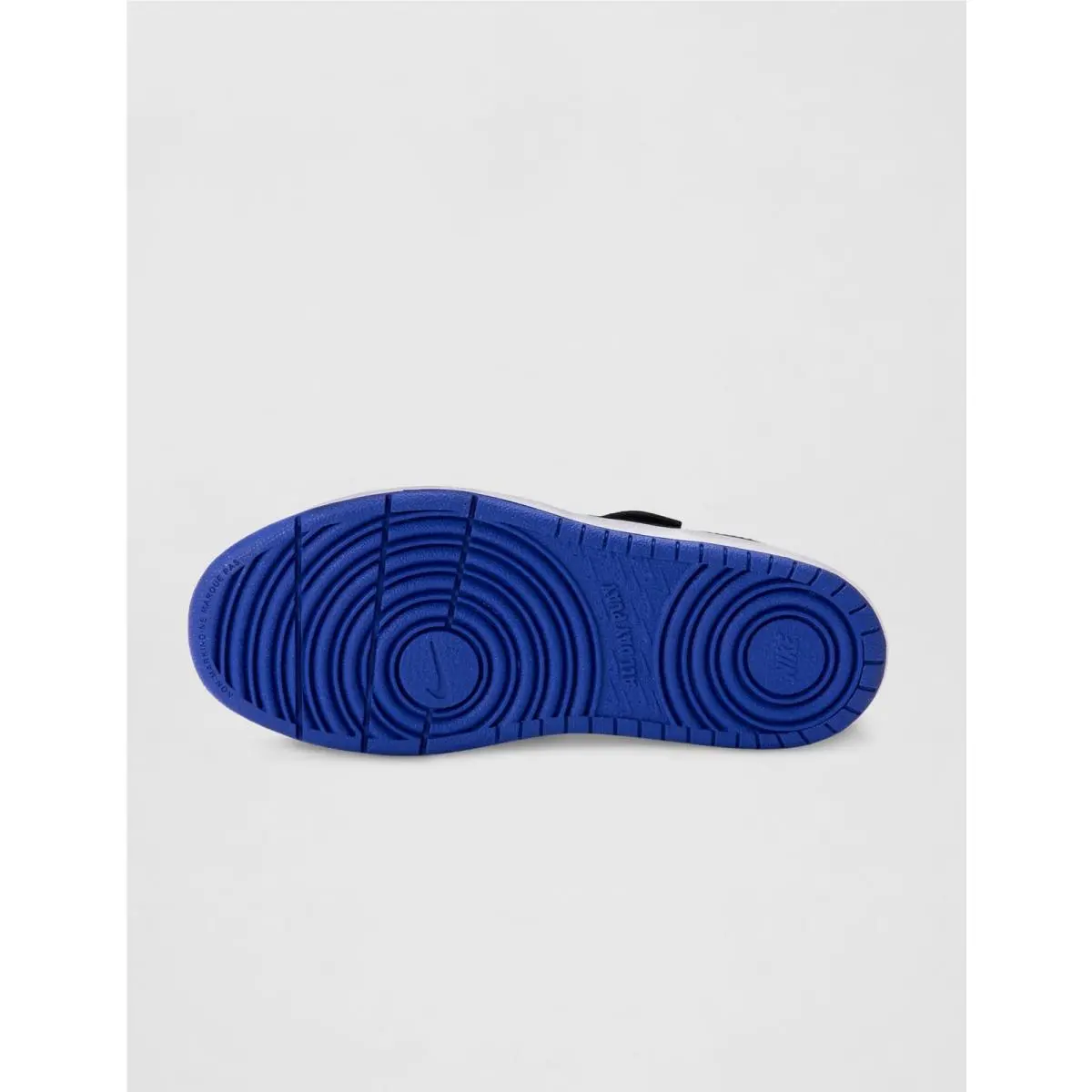Nike shoes - Blue (UPC: 197599031345) 1