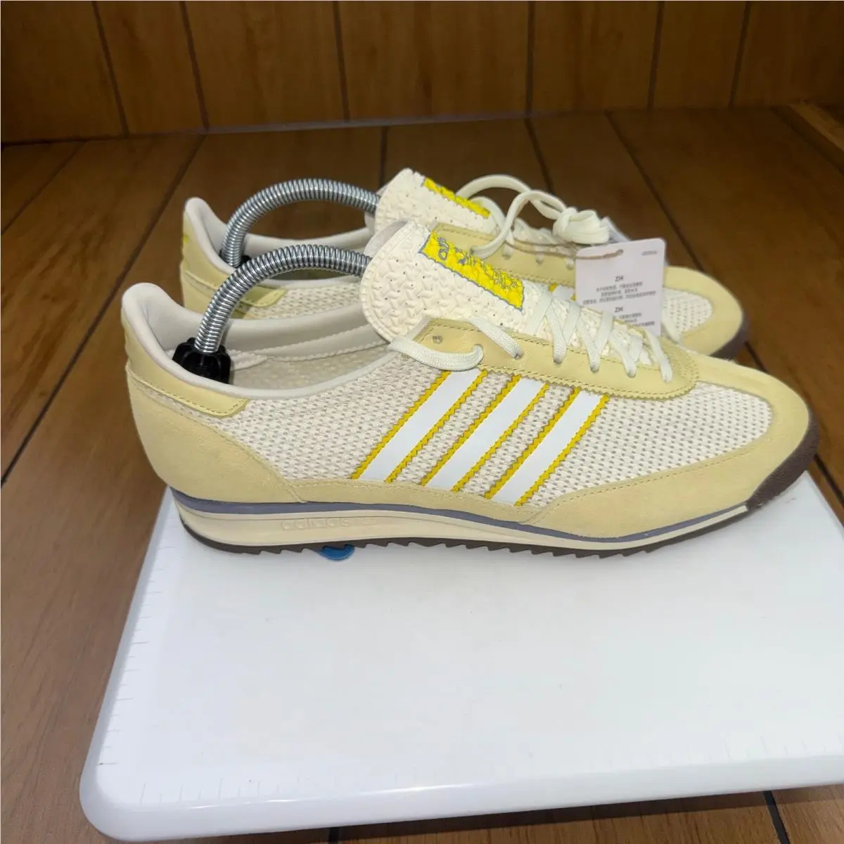 Adidas Originals SL 72 OG W Almost Yellow White Sneakers JH7279 Womens 10