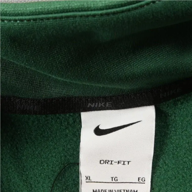Nike clothing - Green 2