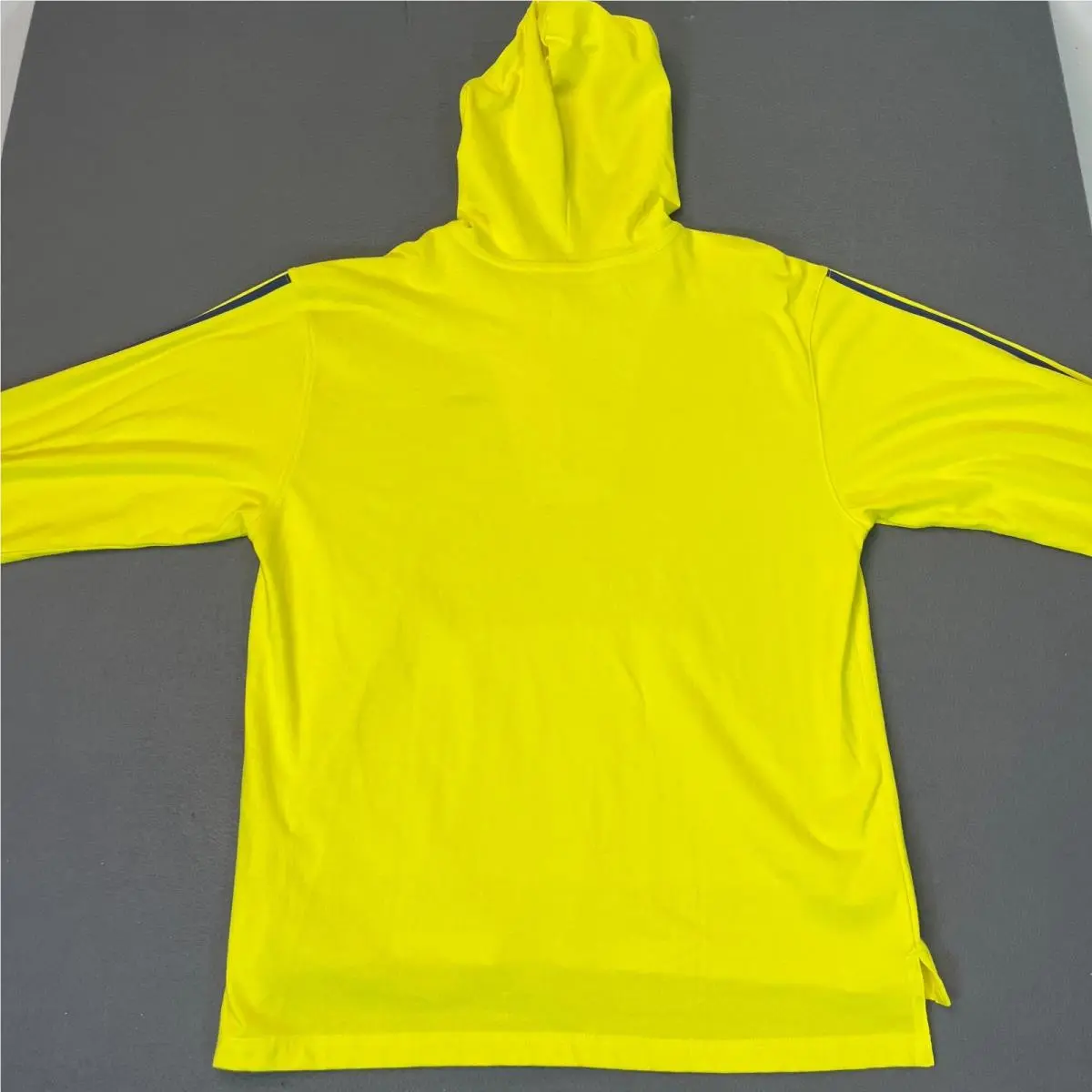 Adidas clothing - Yellow 6