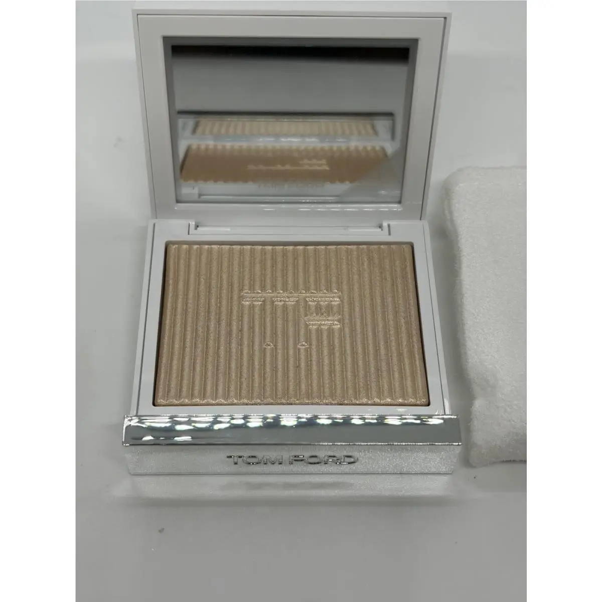 Tom Ford Soleil Neige Glow Highlighter 02 Gran Paradis 0.21oz/6g