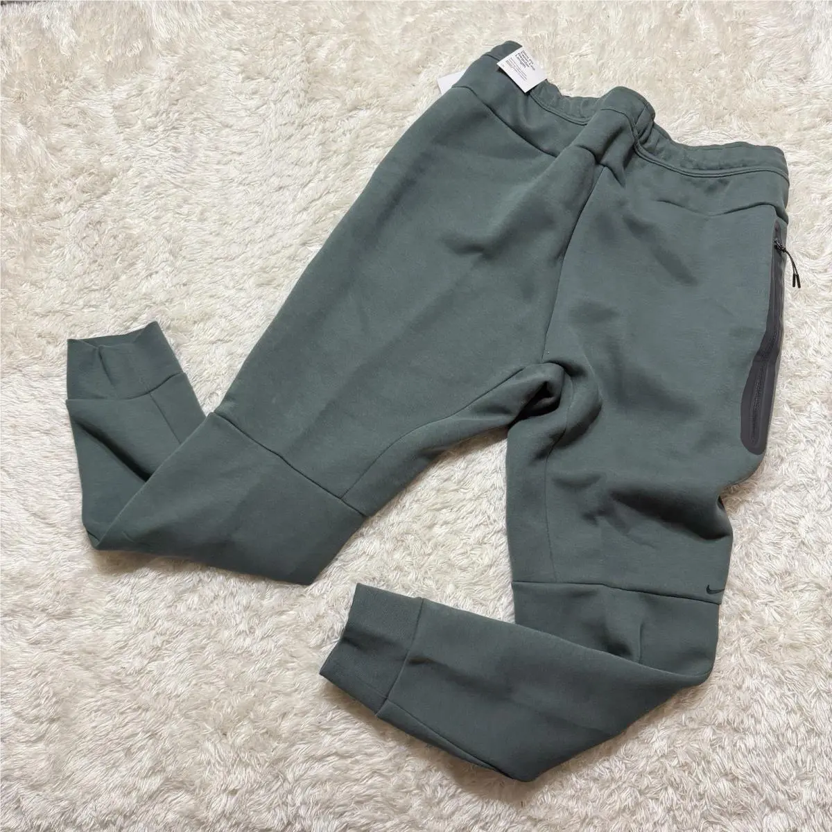 Nike clothing - Nike Tech - Tech - HV0959 - Green 1