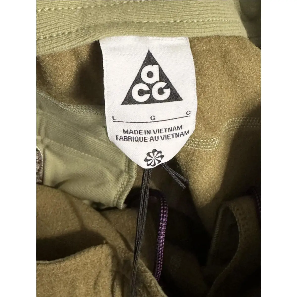 Nike clothing - ACG - ACG - Green 4