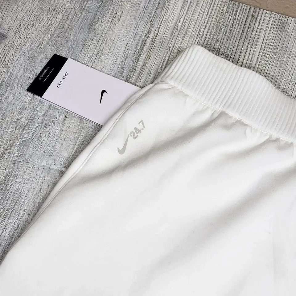 Nike clothing - Nike 24.7 Dri-Fit ImpossiblySoft - ImpossiblySoft - HQ6970-133 HQ6970133 - White 2