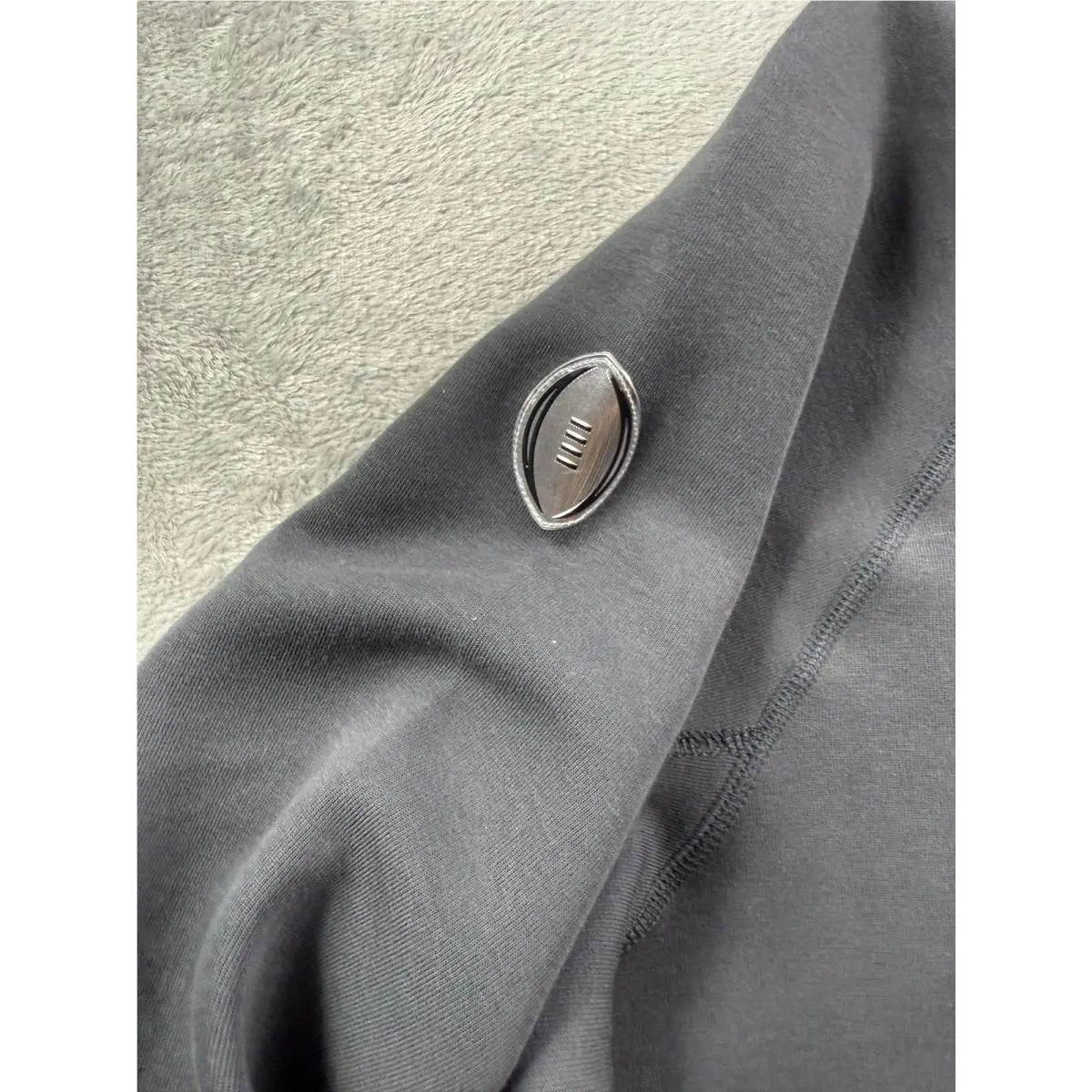 Nike clothing - Gray (UPC: 0196605510447) 1