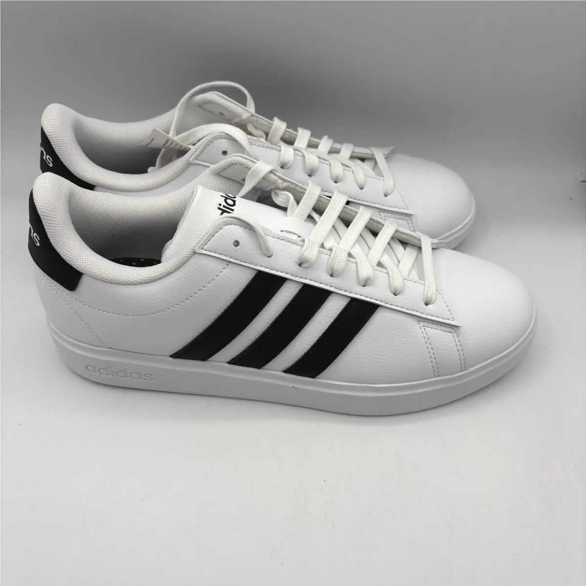 Adidas Grand Court 2.0 Mens Sneakers Size 10 White Black GW9195