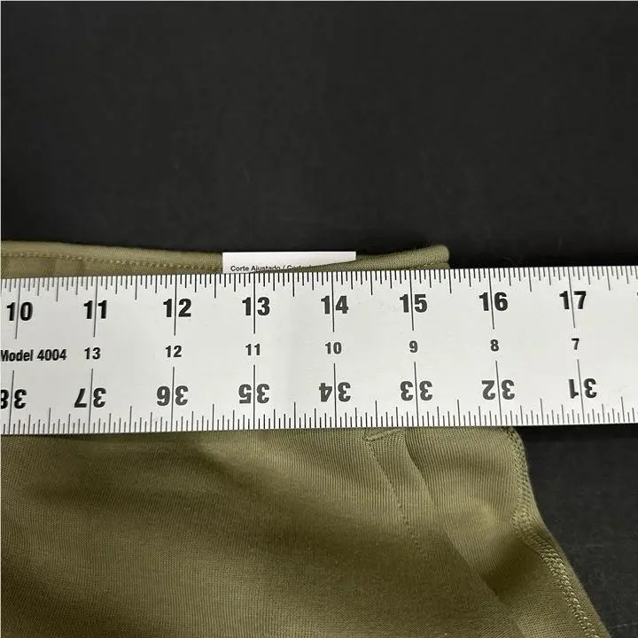 Nike clothing - Neutral Olive 6