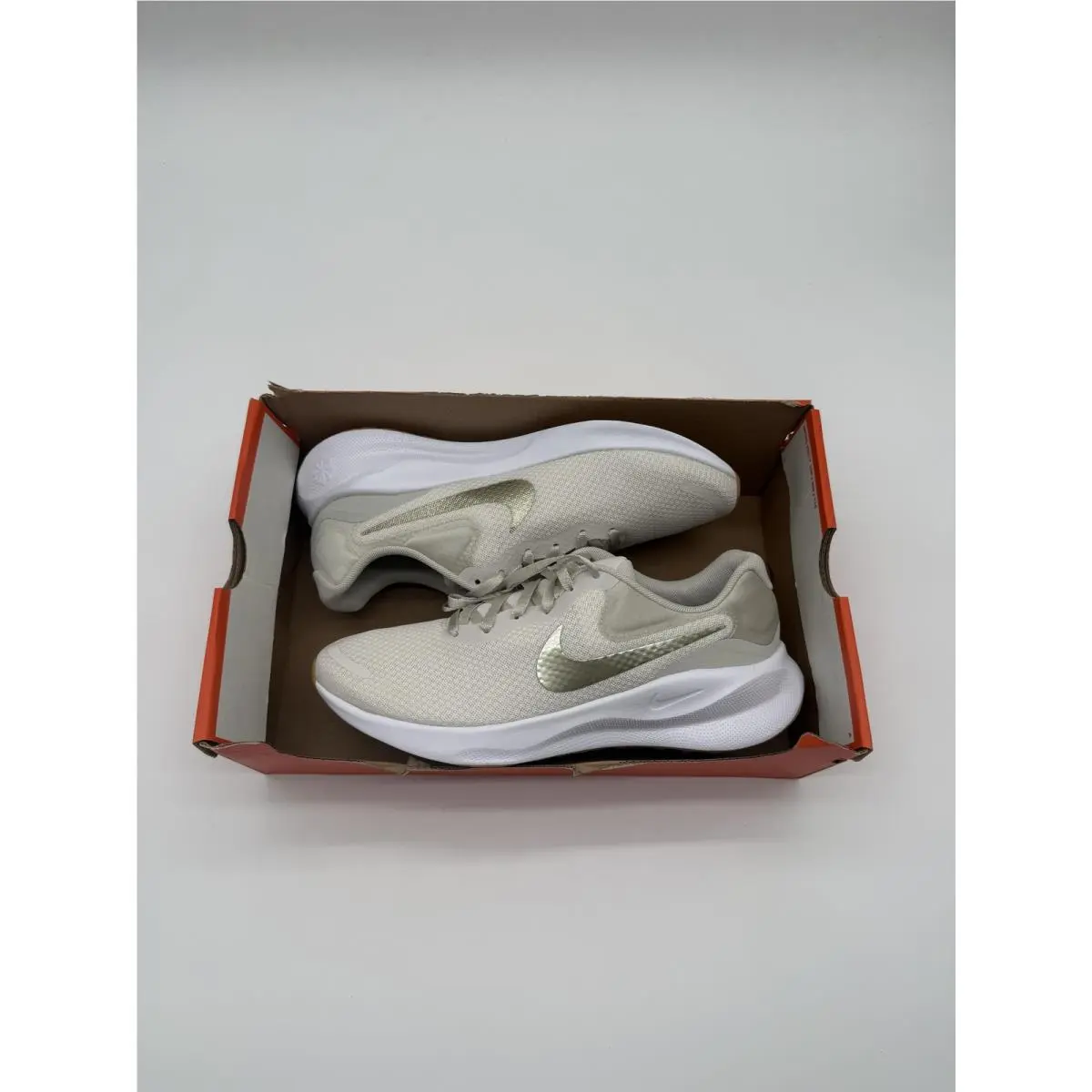 Nike Revolution 7 Shoes Womens Size 9 Beige Olive Running Comfort FB2208 010