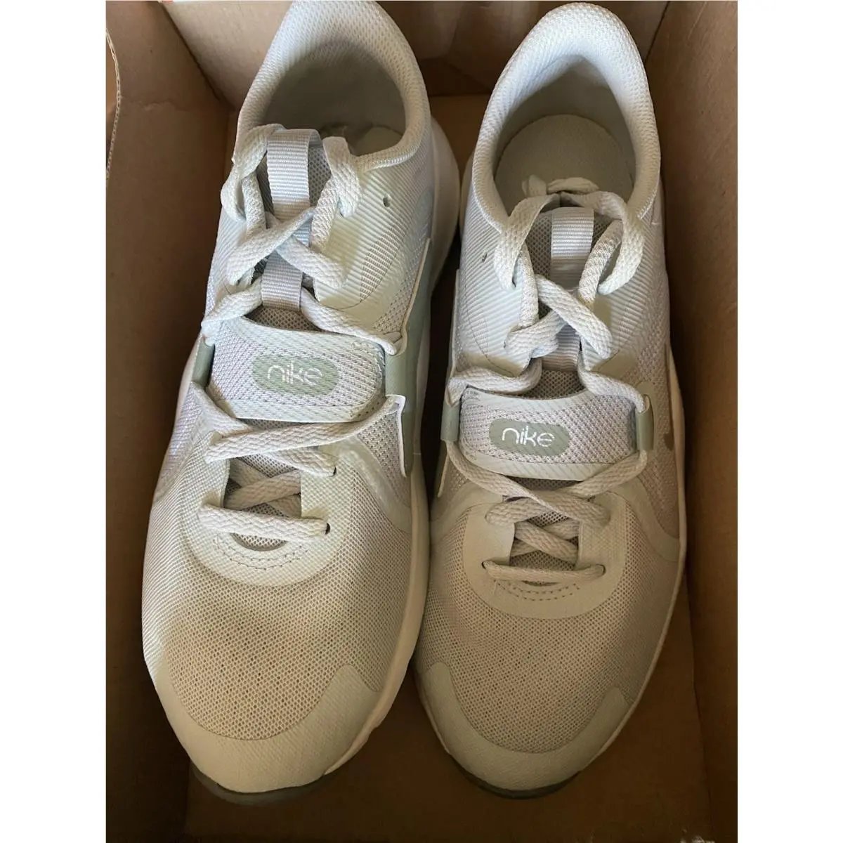 Size 8 -  In-season TR 13 Light Silver Jade Horizon W by Nike