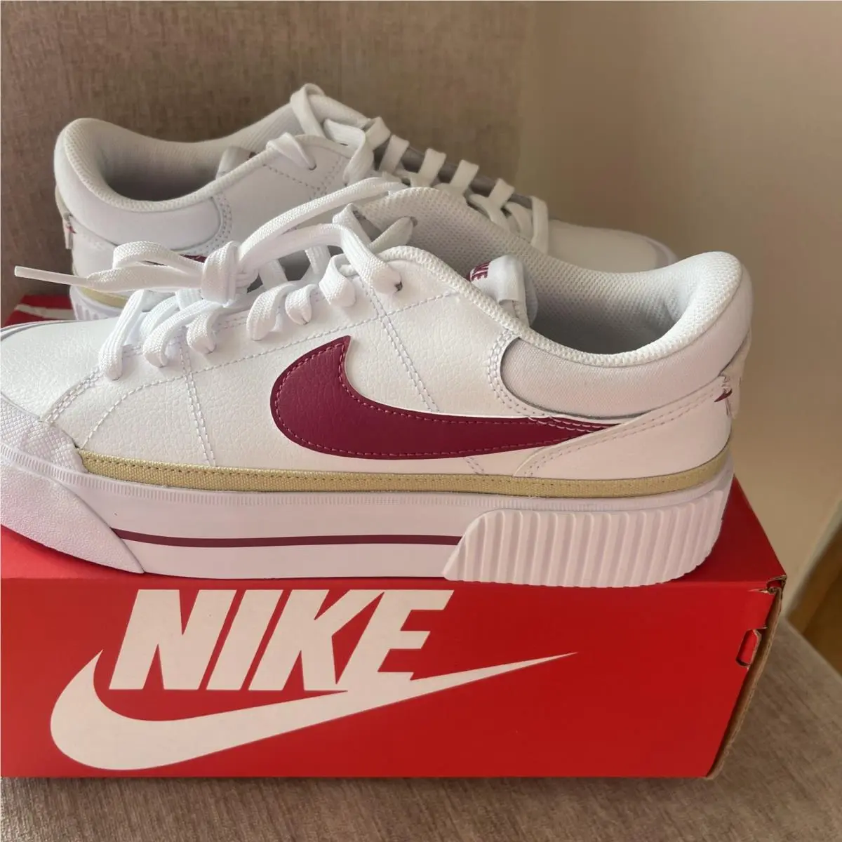 Court Legacy Lift Lifestyle Sneakers Shoes White/red DM7590-110 Nwbox sz 9 by Nike