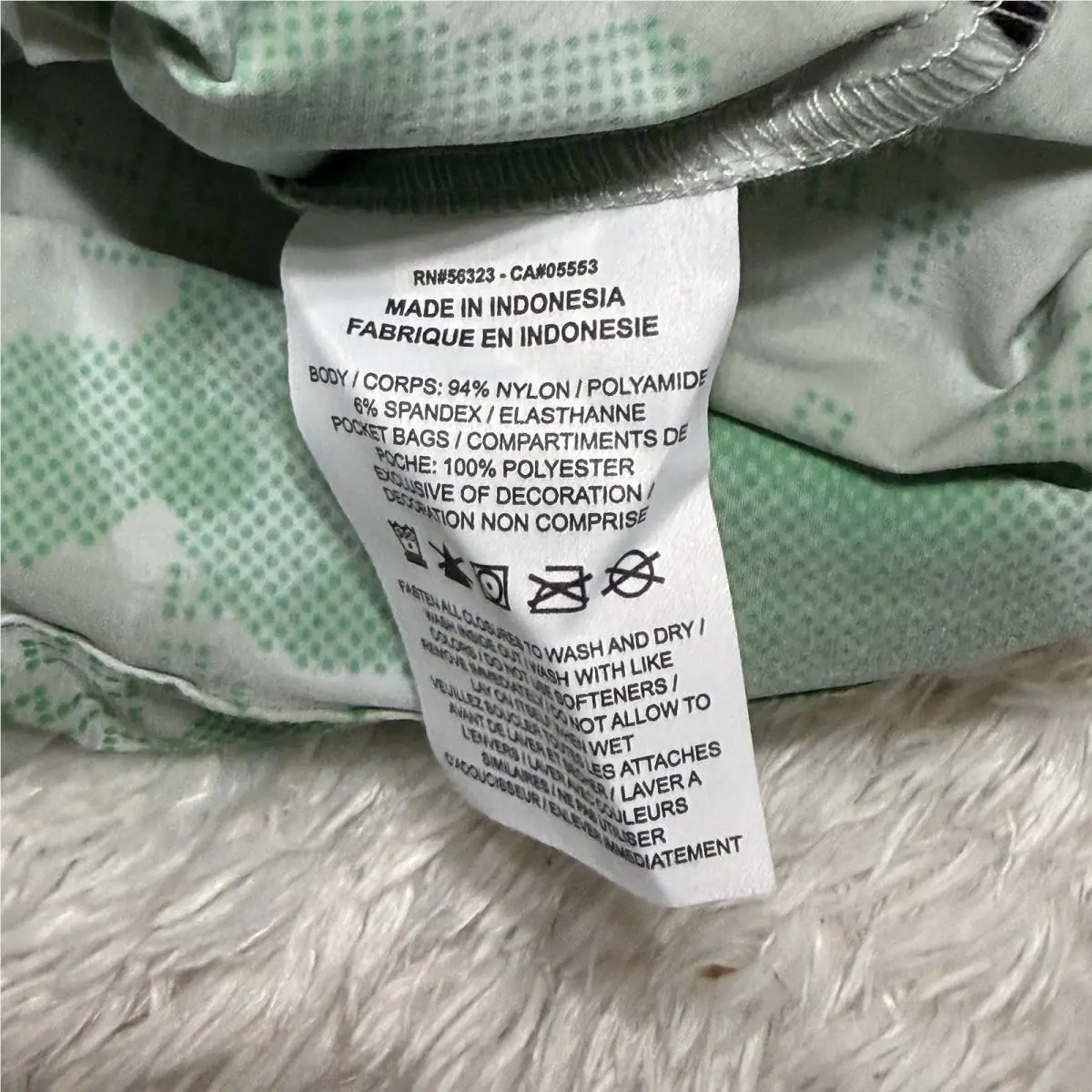 Nike clothing - Nike Tech Woven - Tech Woven - HV0979-034 - Green 3