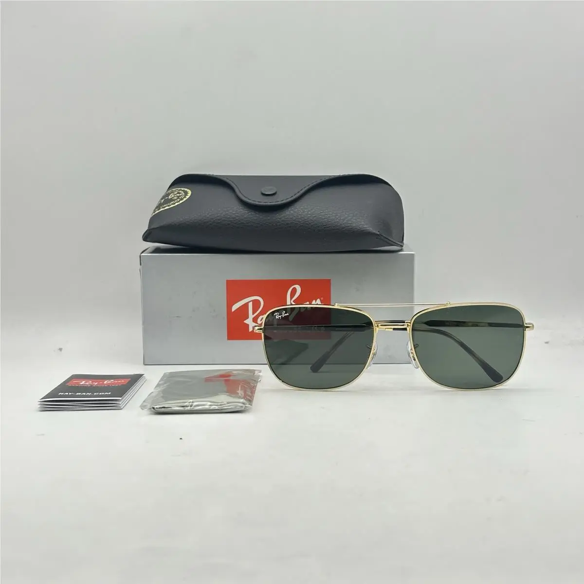 Ray Ban Unisex Thin Metal Square Full Rim Sunglasses RB3755 Arista Gold/green