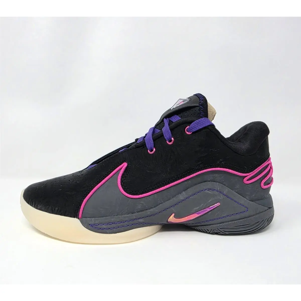 Nike shoes - Nike LeBron - LeBron - BLACK/LASER FUCHSIA-DARK GREY 2