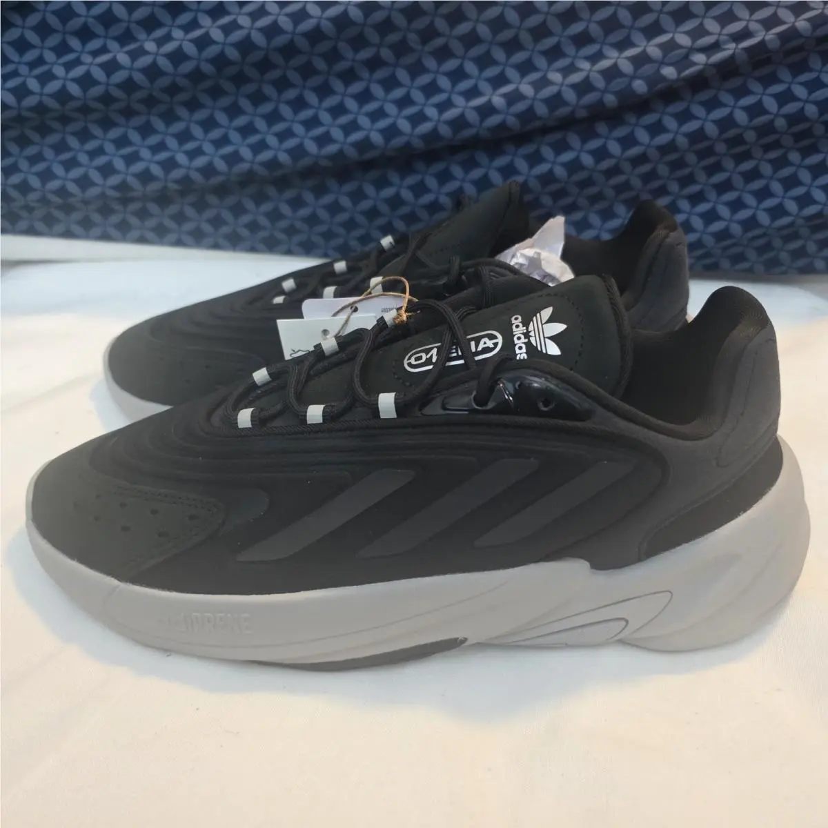 Adidas Ozrah GW0613 Women`s Sneaker Black Gray Comfort Running Shoes Sz 7.5