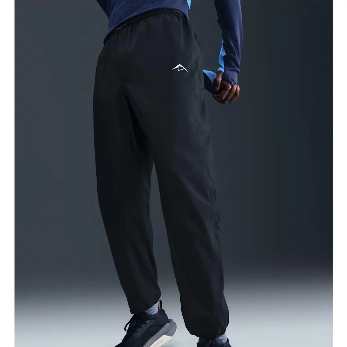 Nike clothing - Nike Trailwind Storm-FIT ADV Pants - Black (UPC: 198482322281) 2
