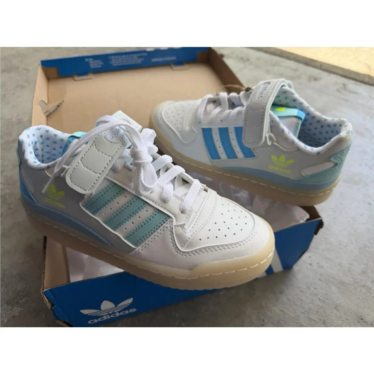 PS Adidas Forum Low `valentine`s Day` Limited Girl Size US 3.5 w/ Box