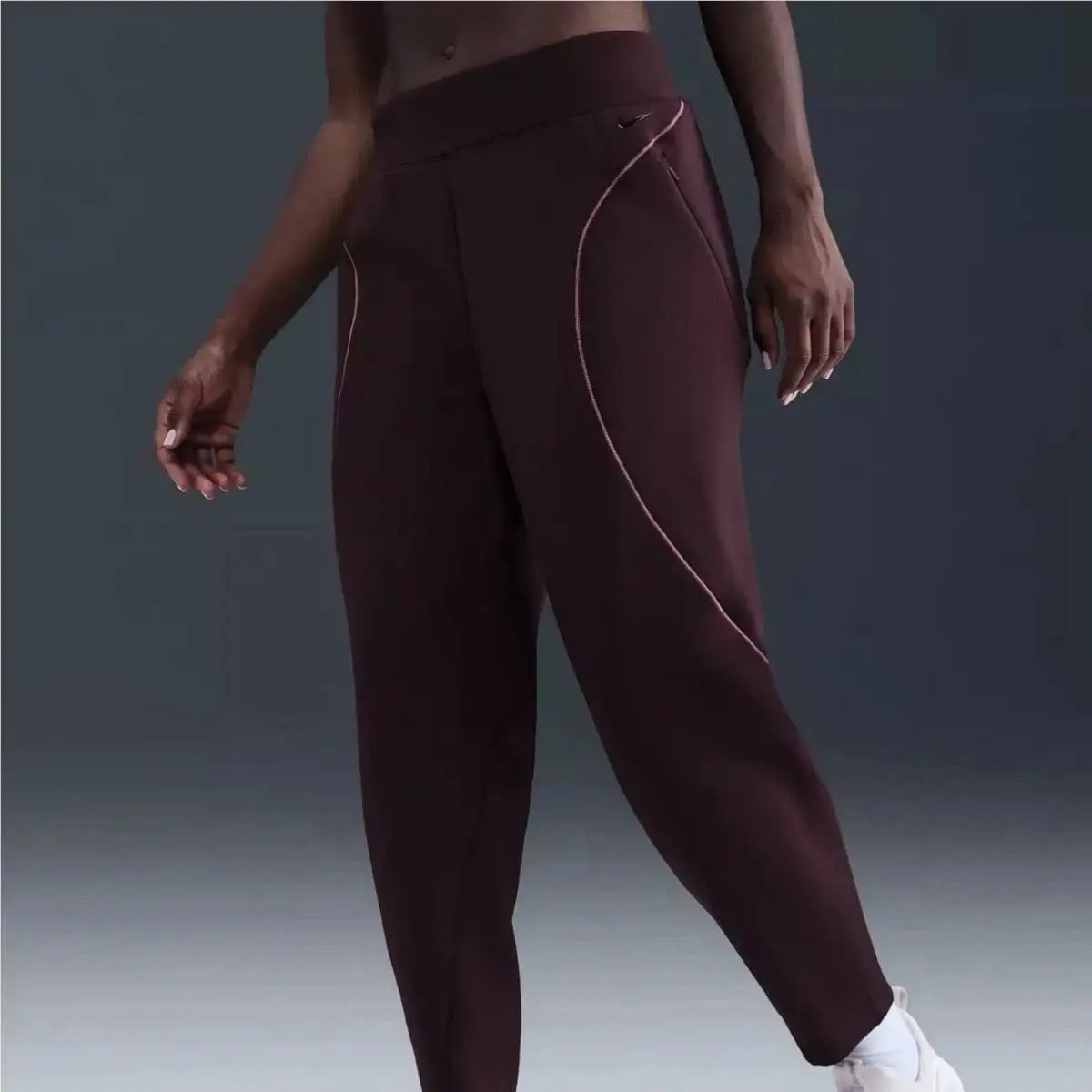 Nike Women`s Universa Dri-fit Mid-rise Loose 7/8 Pants Size XL