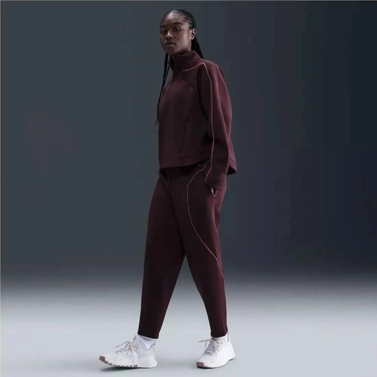 Nike clothing - maroon 10