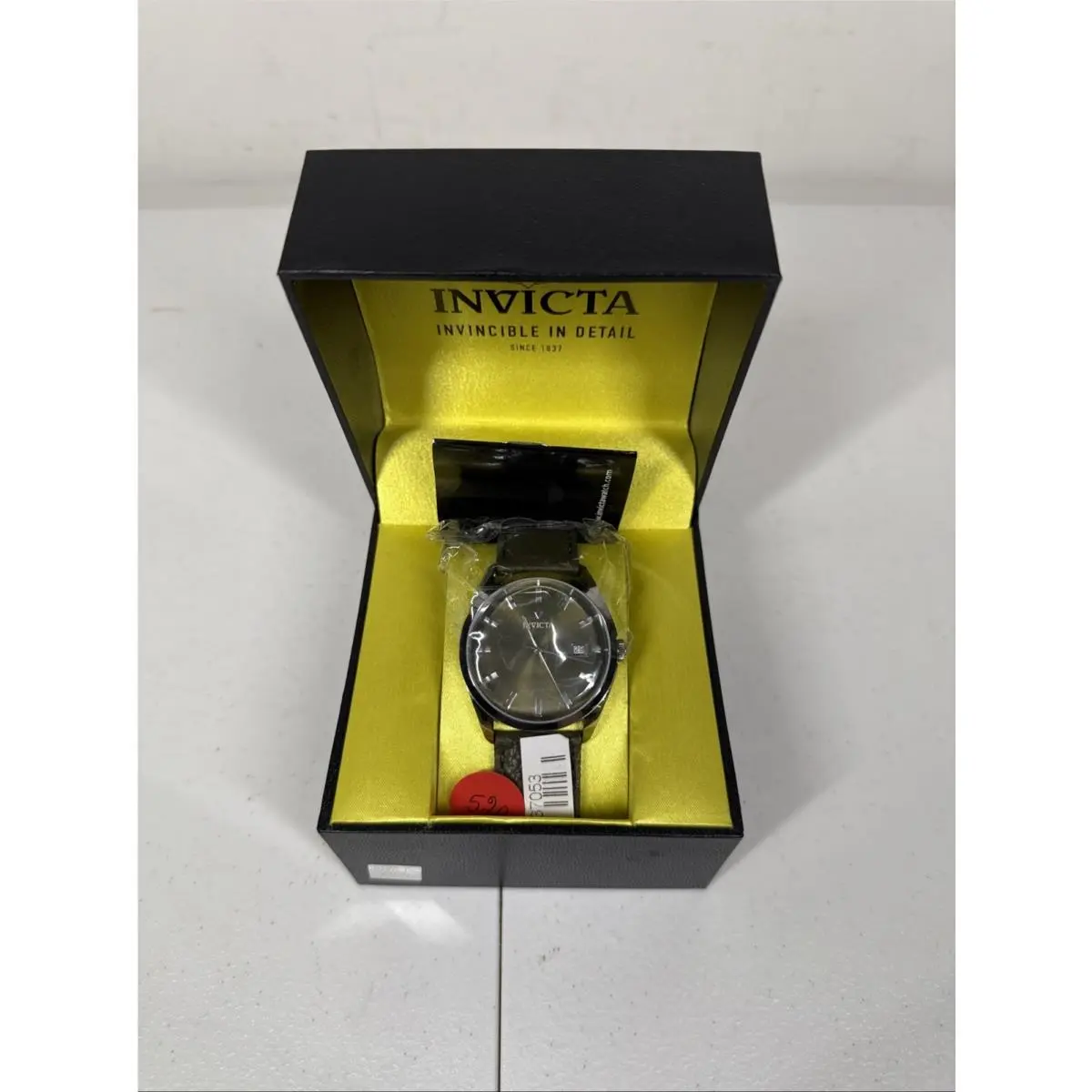 Invicta Vintage Swiss Ronda 515 Caliber Men`s Watch - 40mm Dark Green 37053