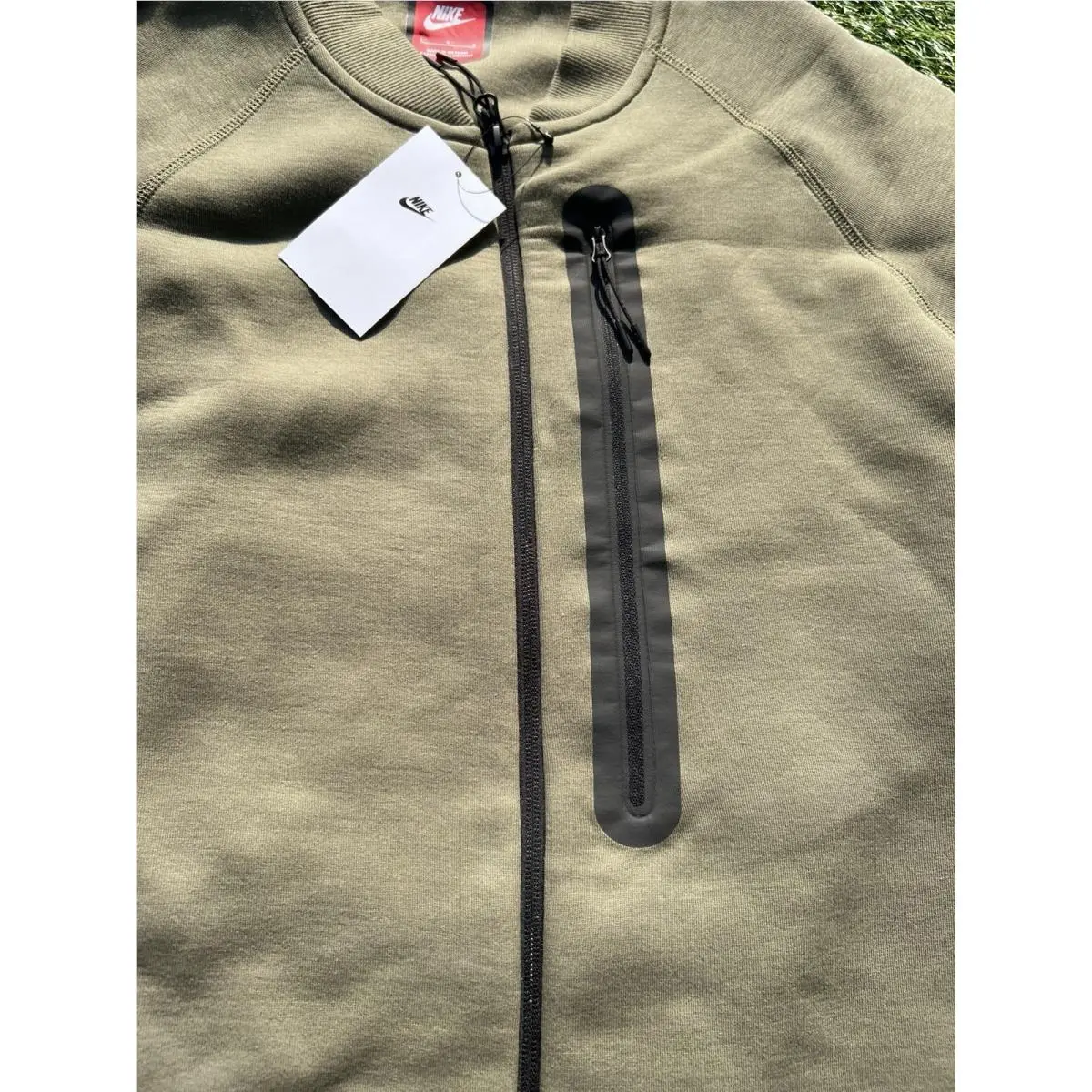 Nike clothing - FB8008-222 - FB8008-222 - Medium Olive/Black 8