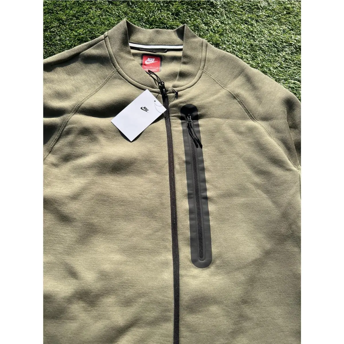 Nike clothing - FB8008-222 - FB8008-222 - Medium Olive/Black 9