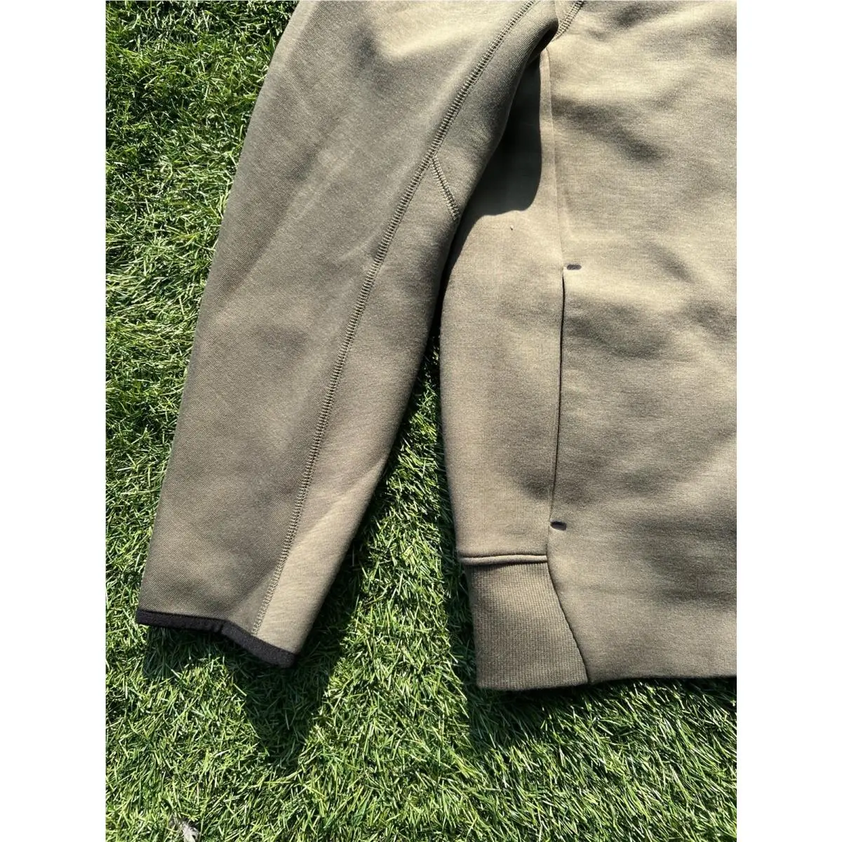 Nike clothing - FB8008-222 - FB8008-222 - Medium Olive/Black 7