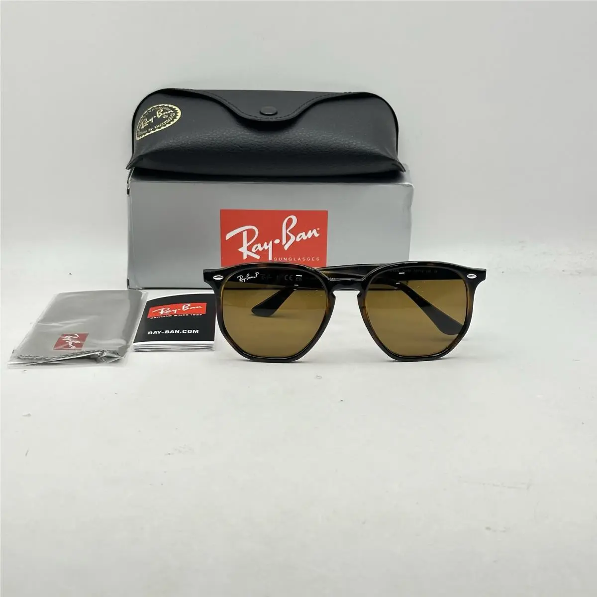 Ray Ban Unisex Geometric Square Polarized Sunglasses RB4306 Light Havana