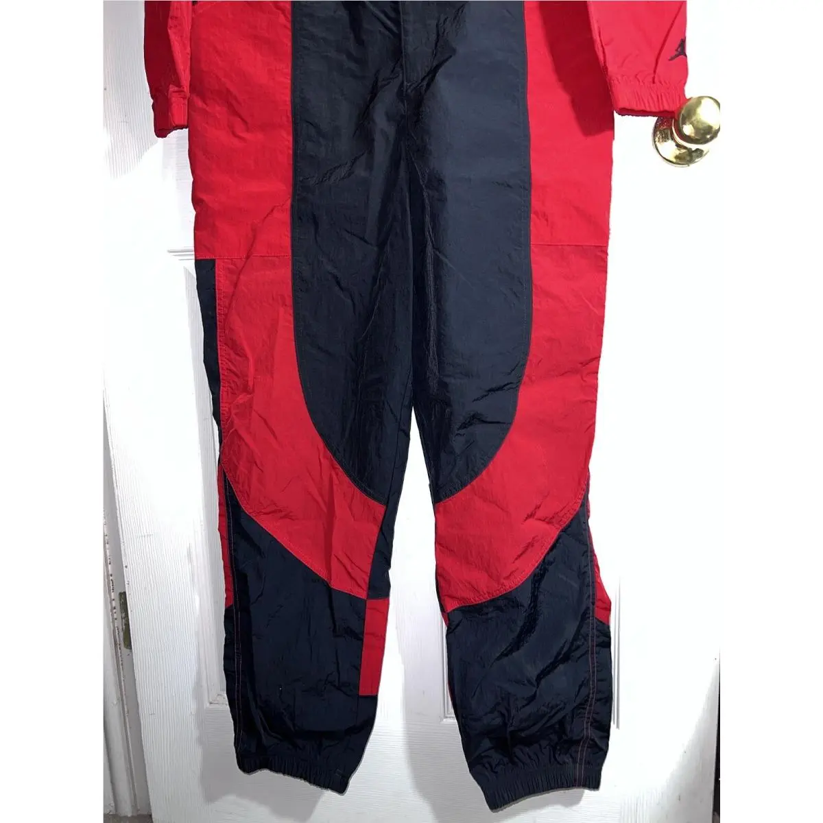 Nike clothing - Multicolor (UPC: 0195243318033) 2
