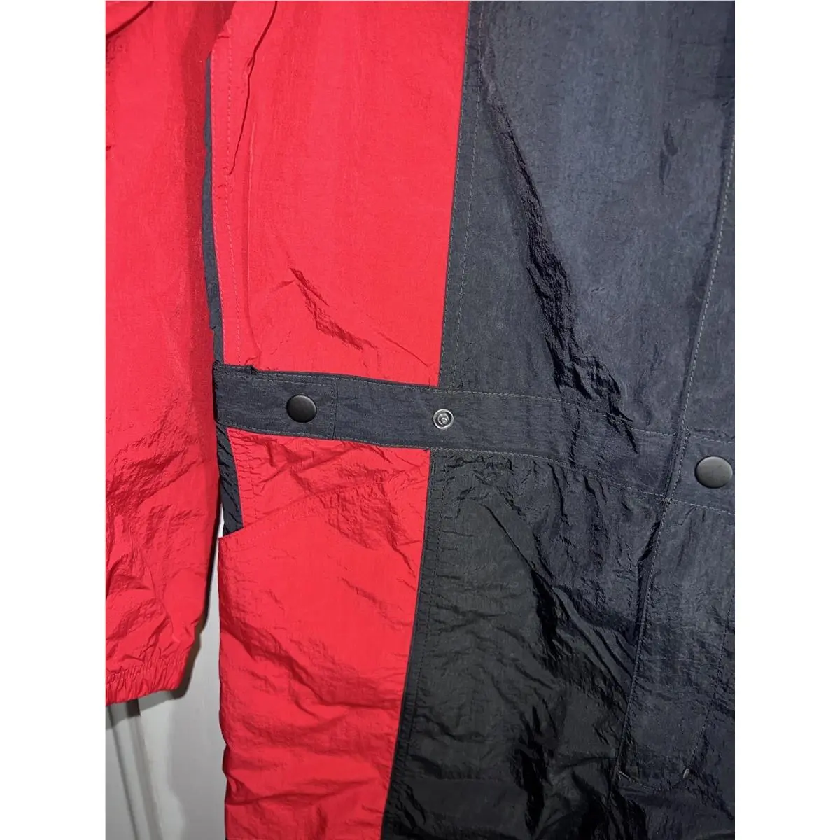 Nike clothing - Multicolor (UPC: 0195243318033) 3