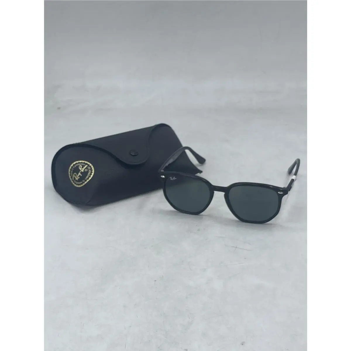 Ray Ban Men`s Raimond Sunglasses Polished Black / G-15 Green