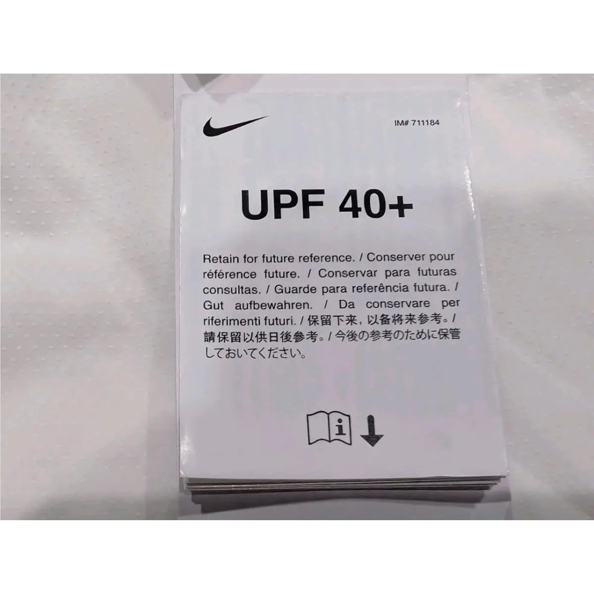 Nike clothing - Nike Chicago Marathon Impossibly Light Jacket - White / Reflective Silver (UPC: 198485318717) 7