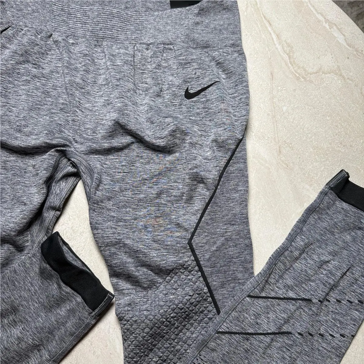 Nike clothing - Gray 0