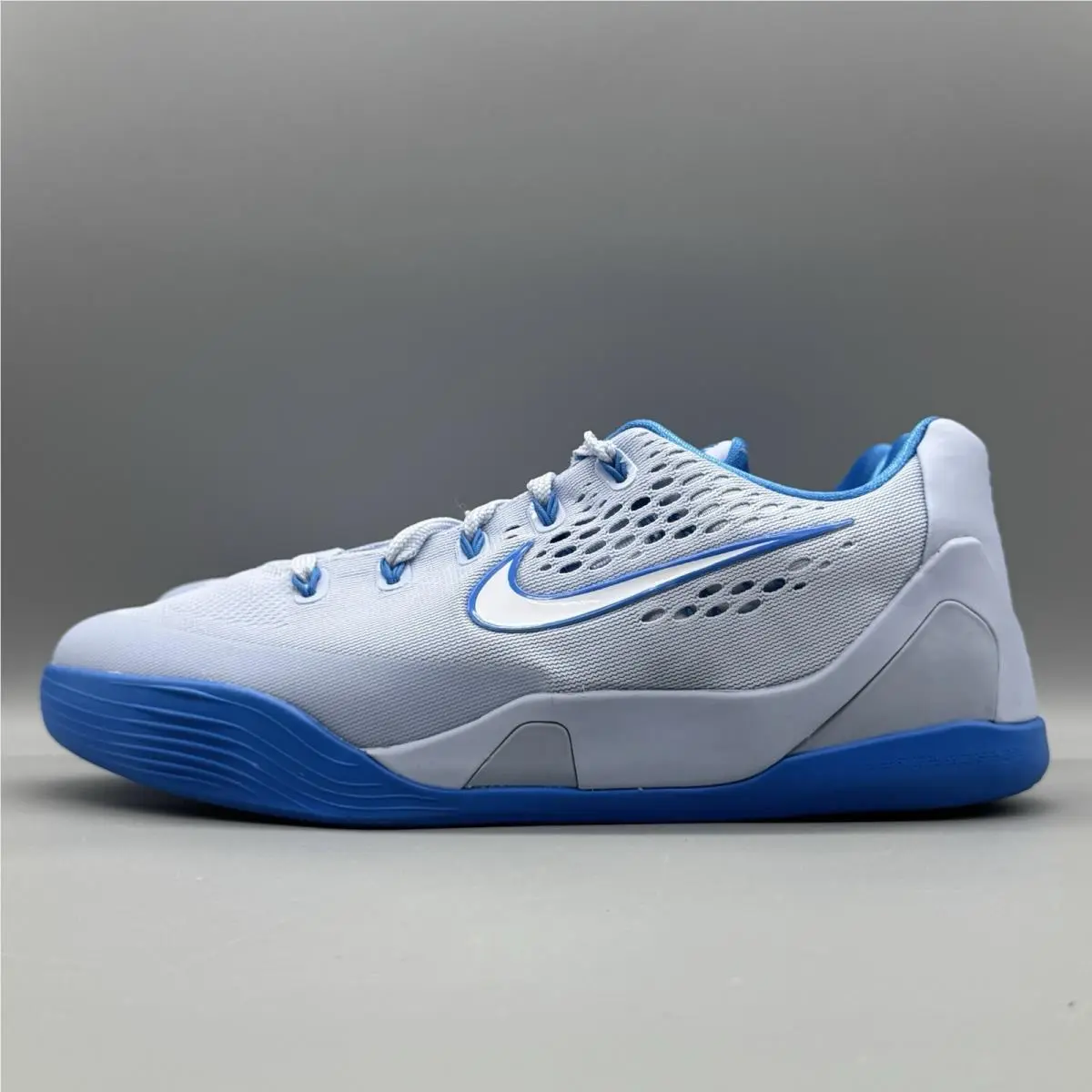 Nike shoes - Nike Kobe 9 Low EM - IM6642400 - Blue 2