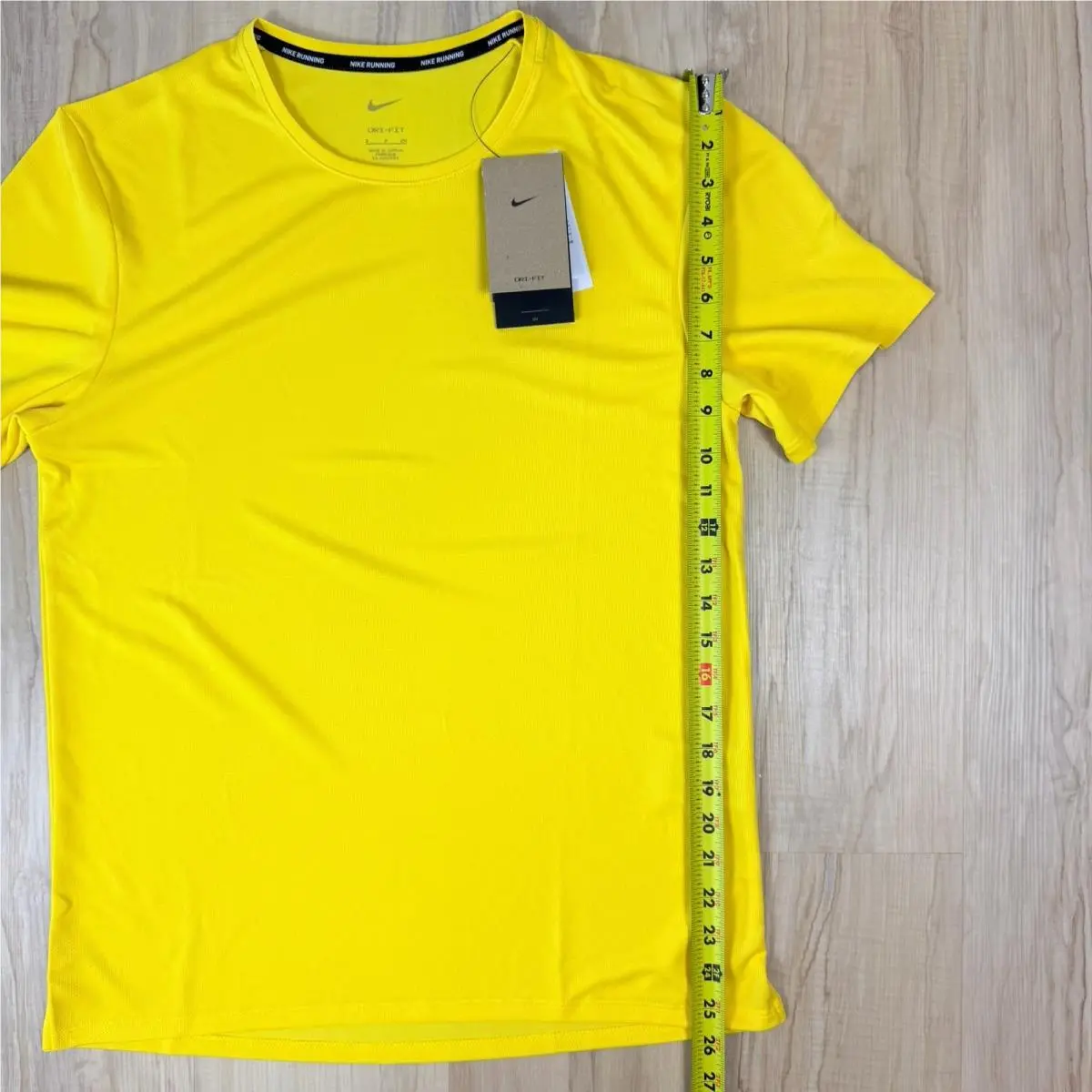 Nike clothing - Nike Dri-Fit - Yellow 9