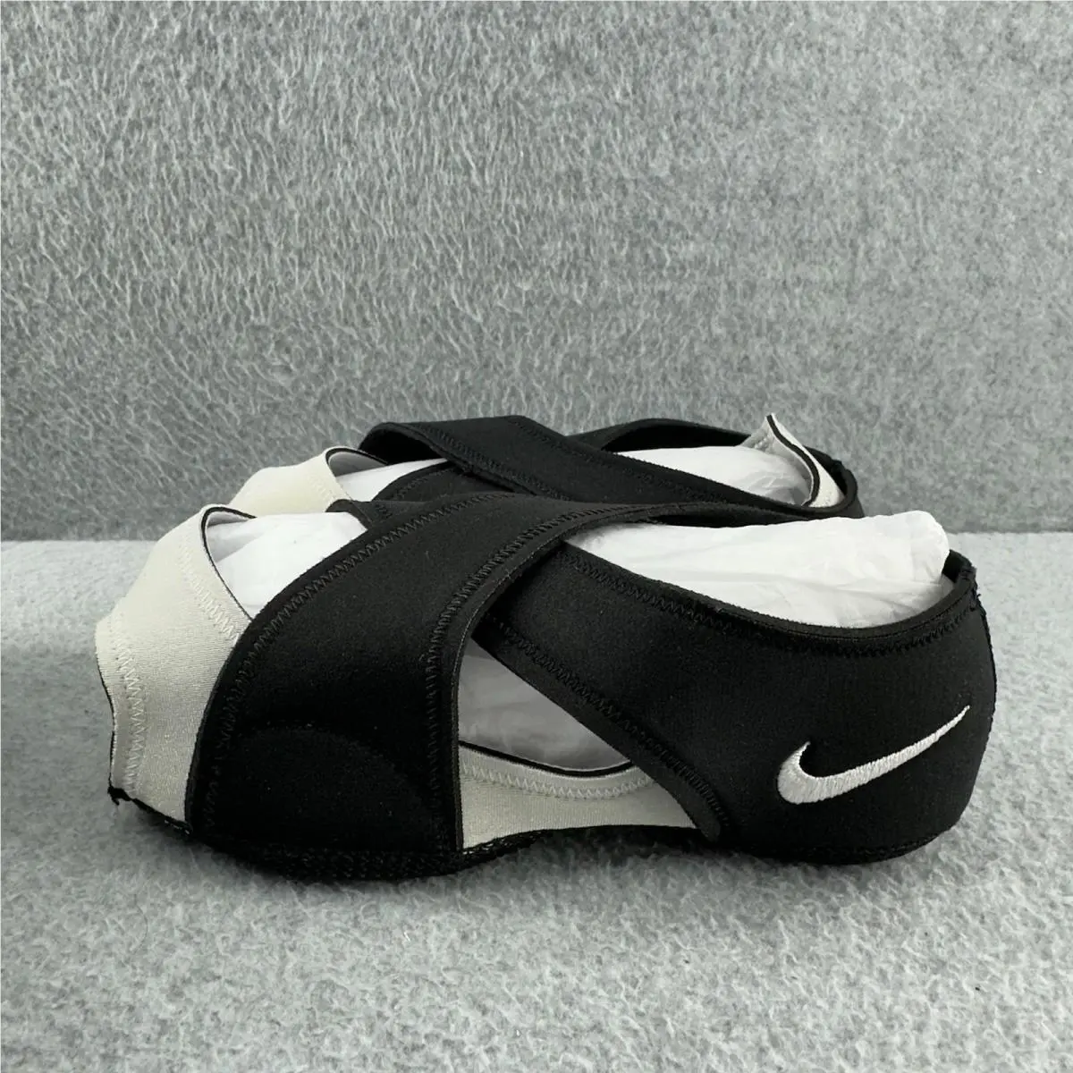 Nike shoes - Nike Studio Wrap - Studio Wrap - 605763 001 - Black (UPC: 0887226962455) 2