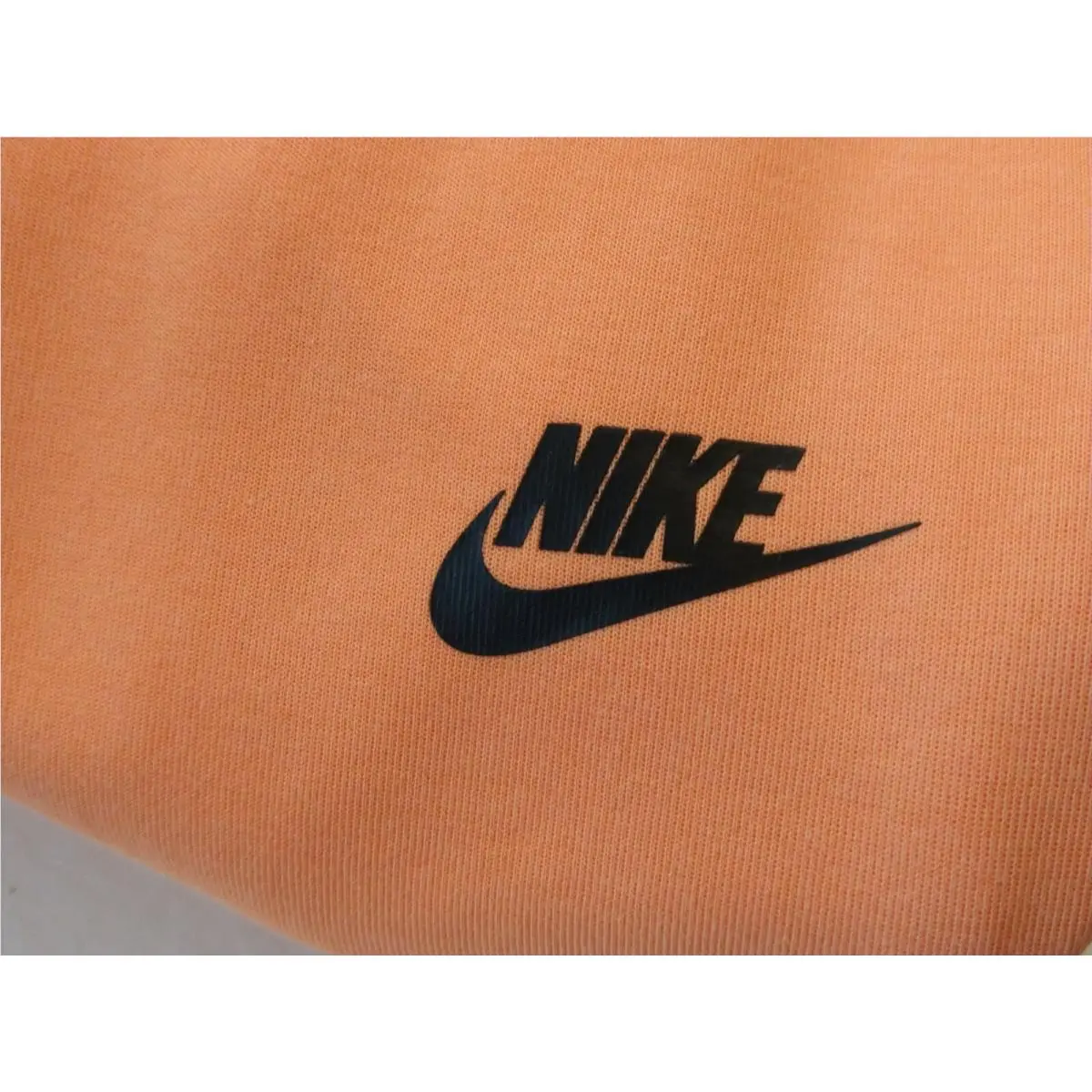 Nike clothing - CZ9918 835 - Orange Frost (UPC: 194956062585) 3