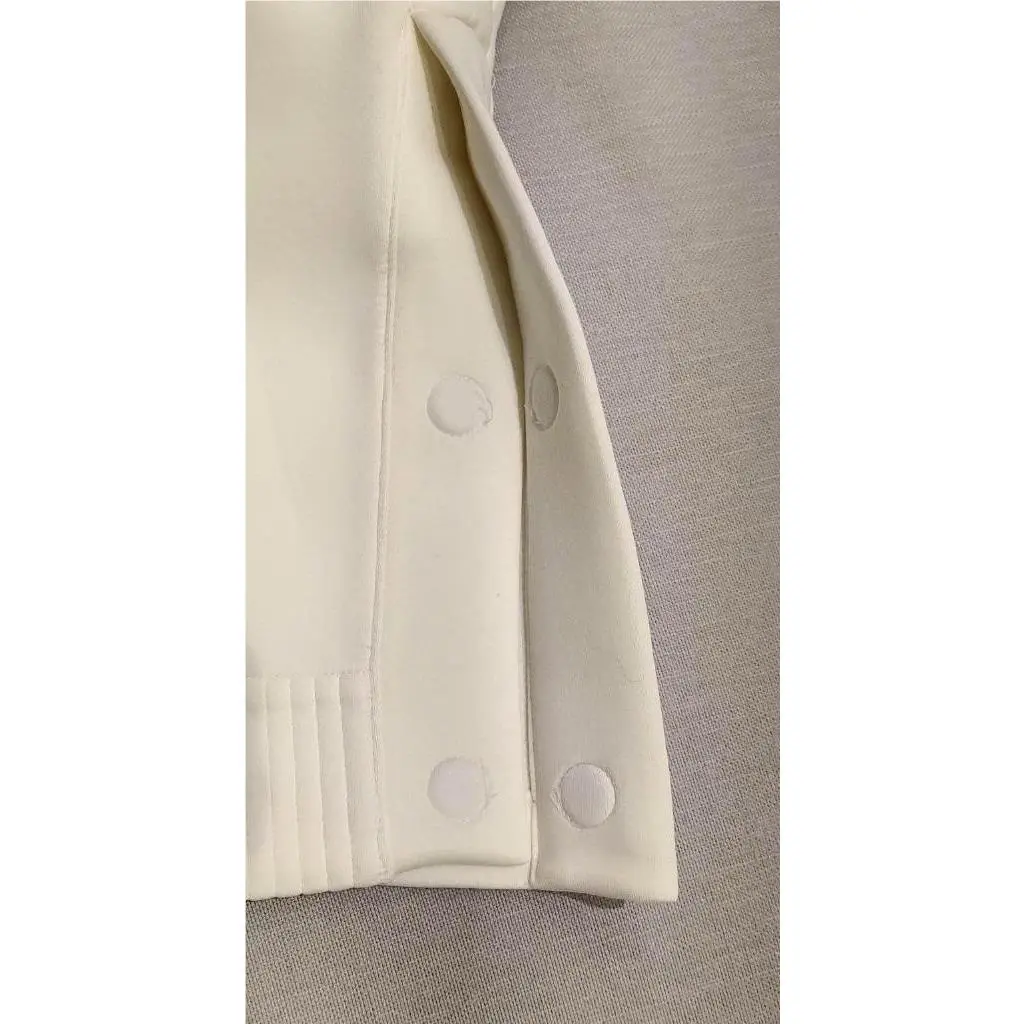 Nike clothing - White 3