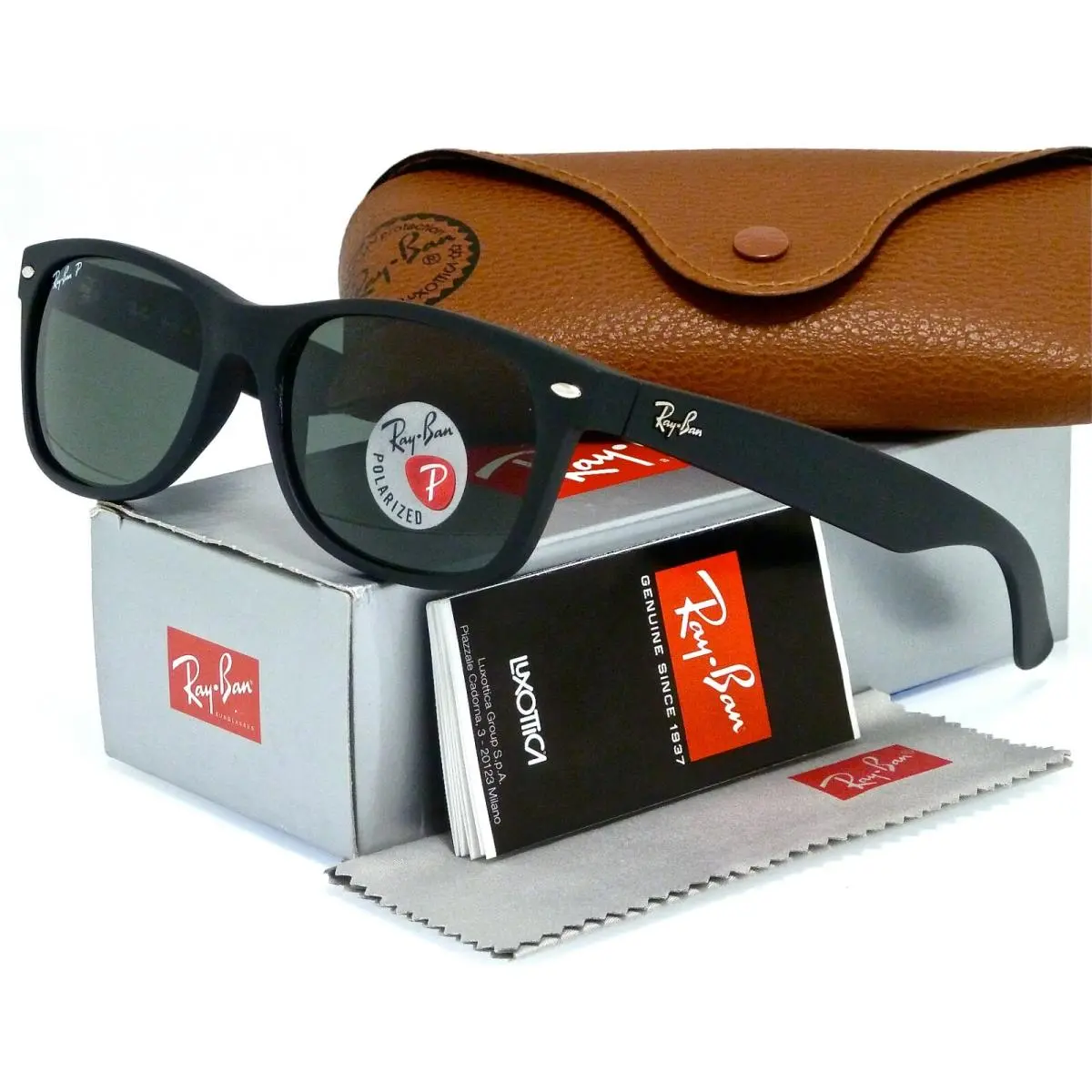 Ray-ban Wayfarer Matte Black Rubber l Polar Green G-15XLT RB2132 622/58 52mm