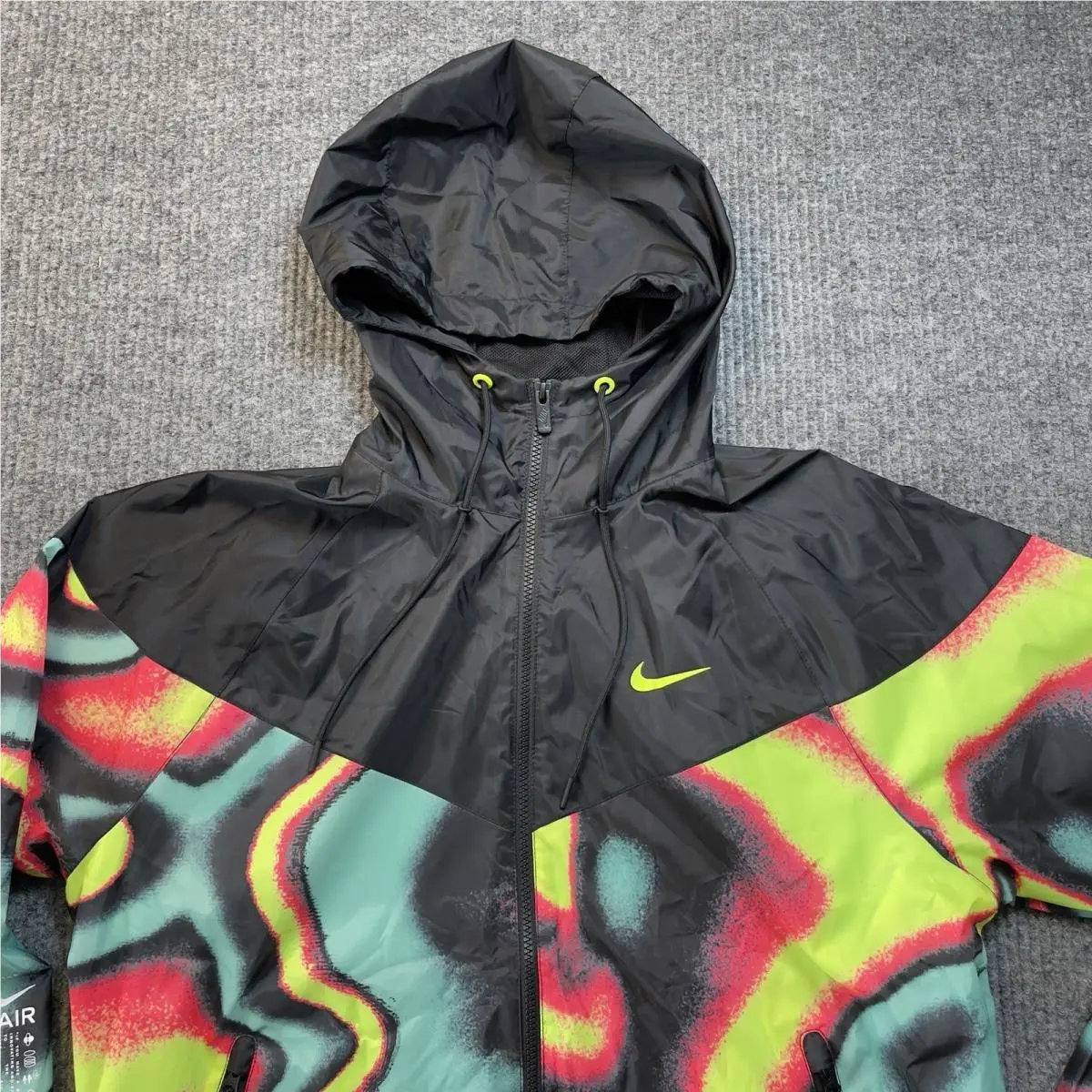 Nike clothing - Nike Max Volume Windrunner - Max Volume Windrunner - Black 1
